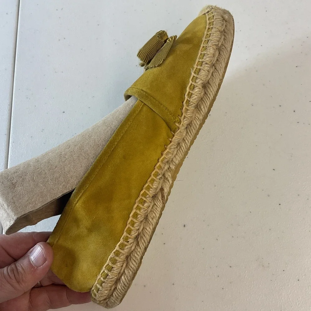 Ferragamo‎ Elodie Espadrille Suede Slip-On Flats Mustard Chartreuse Sz 7.5 Women